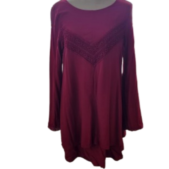 Altar'd State Dresses & Skirts - Altar'd State Rich Burgundy Mini Dress/Tunic Size L Crochet Detail Tiered Bottom